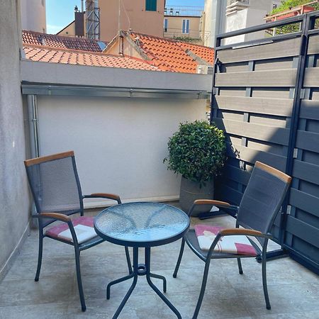 Rose Apartment Split Extérieur photo