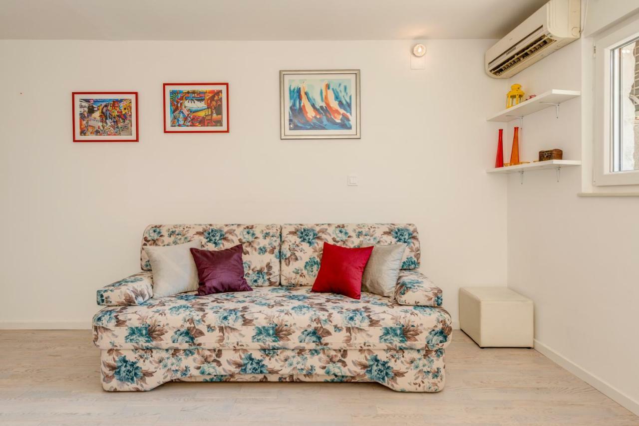 Rose Apartment Split Extérieur photo